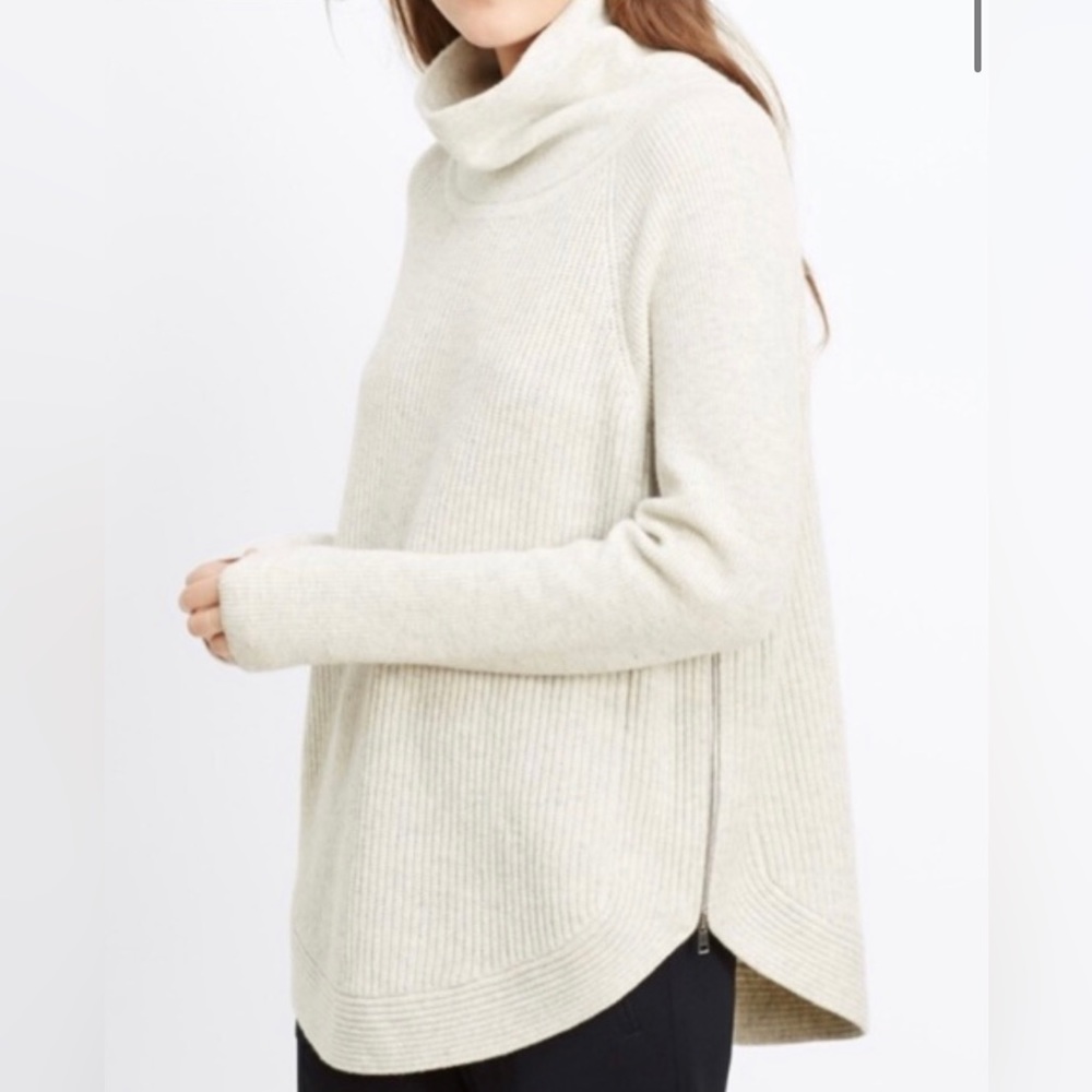 Vince wool and cashmere side zip turtleneck sweater, gray size S